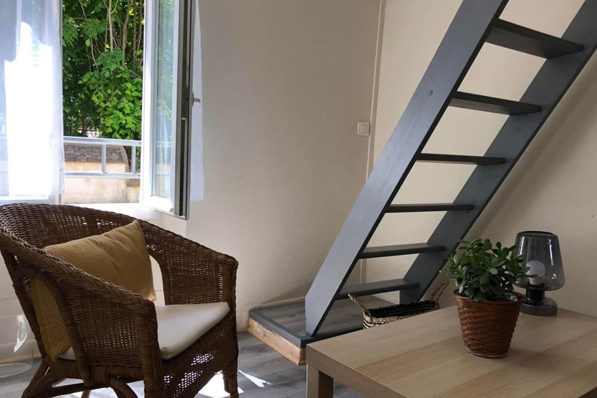 Charmant Duplex - Chez Delpha Fontainebleau Luaran gambar