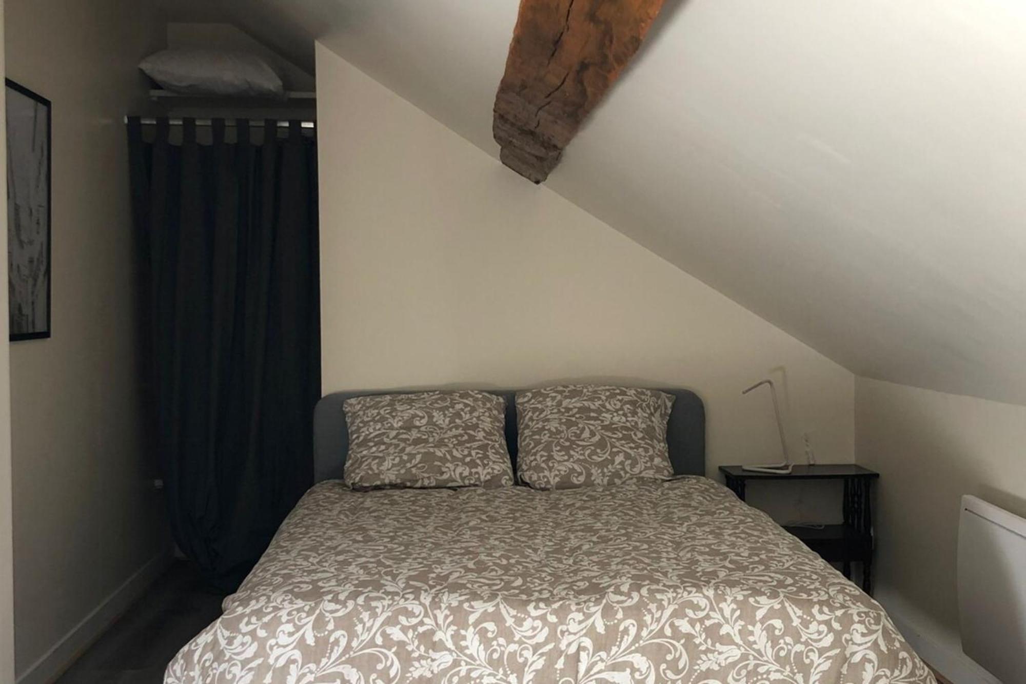 Charmant Duplex - Chez Delpha Fontainebleau Luaran gambar